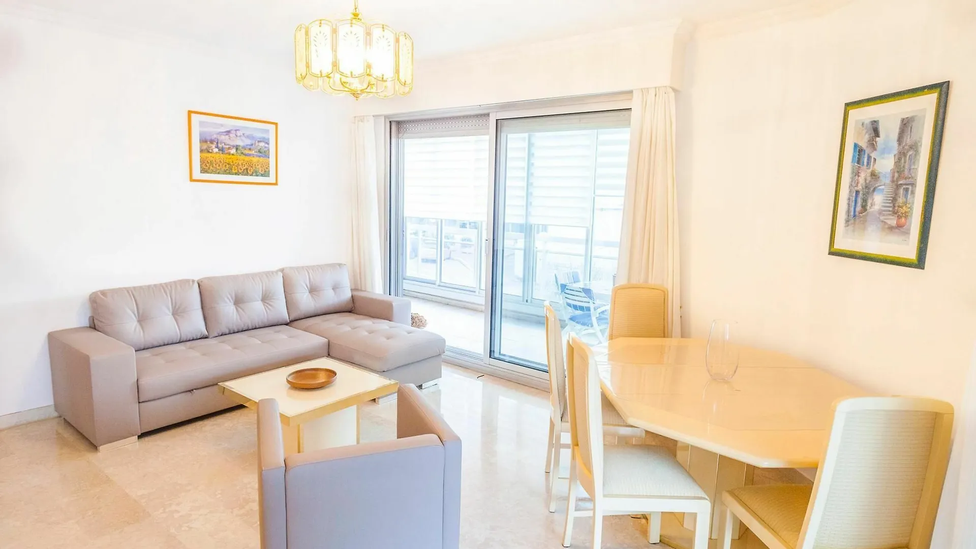 11 Alexandre III Apartment 2 Cannes
